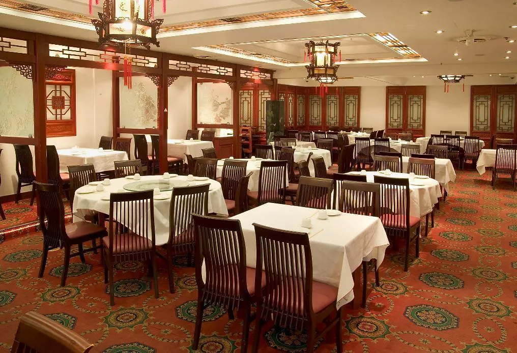 Red Lion Inn And Suites Victoria Saanich Otel