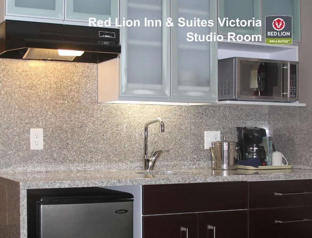 Red Lion Inn And Suites Victoria Saanich Otel