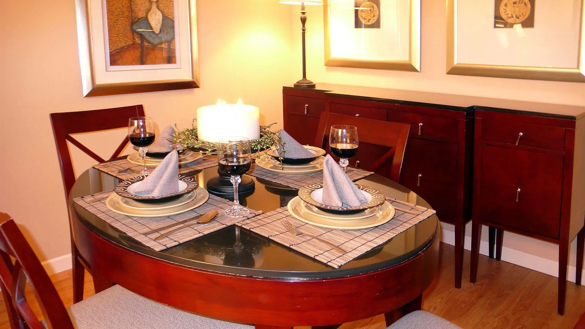 *** Otel Red Lion Inn And Suites Victoria Saanich Kanada