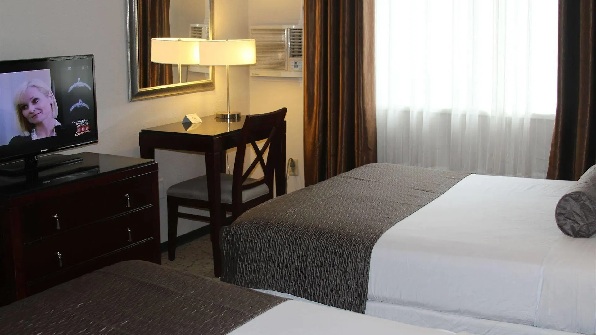 Otel Red Lion Inn And Suites Victoria Saanich