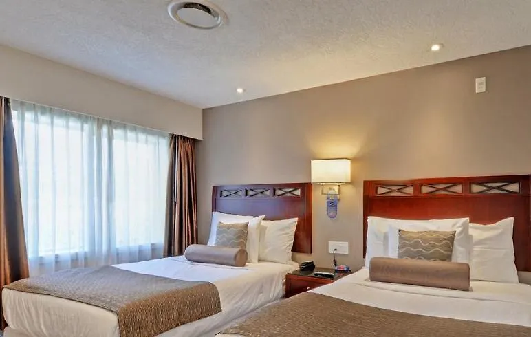 Red Lion Inn And Suites Victoria Saanich
